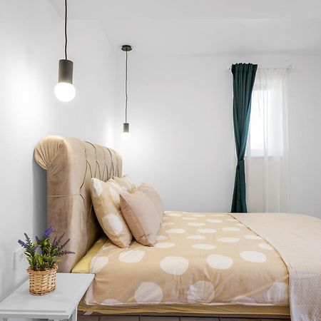 Villa Magnolia Pirovac Eksteriør billede